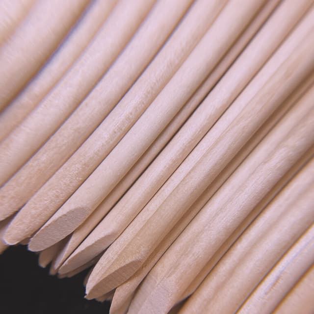 Eyebrow Shaping Maintenance Package at Santoro Beauty in Glendale, CA